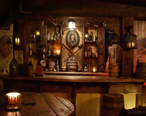 Bar od frontu
